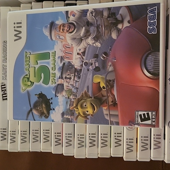 Planet 51 The Game Wii Game No Visable Stratches Original Case & Paper Inserts - Picture 1 of 5